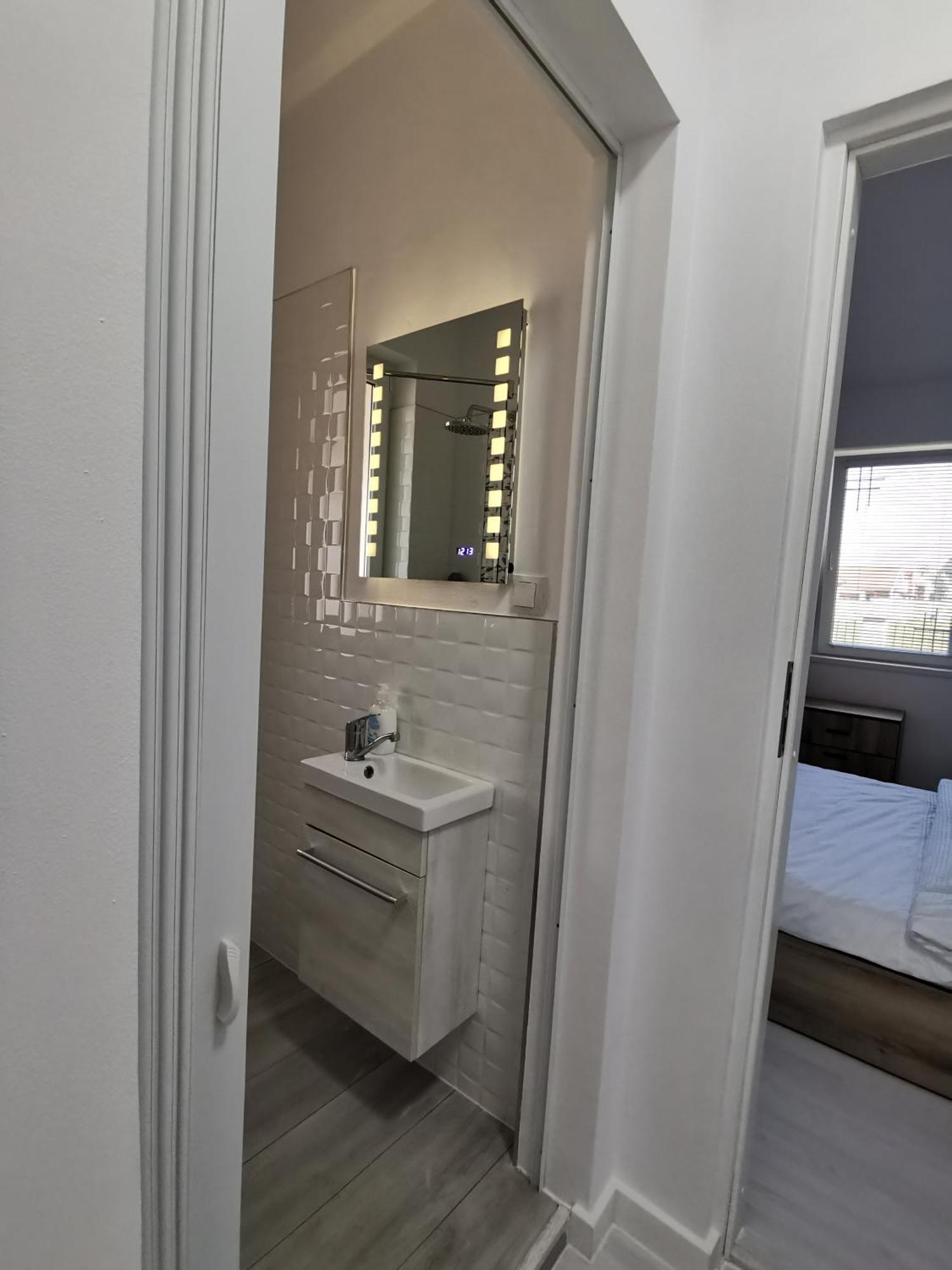 Villa Casuta Cu Tei à Oradea Chambre photo